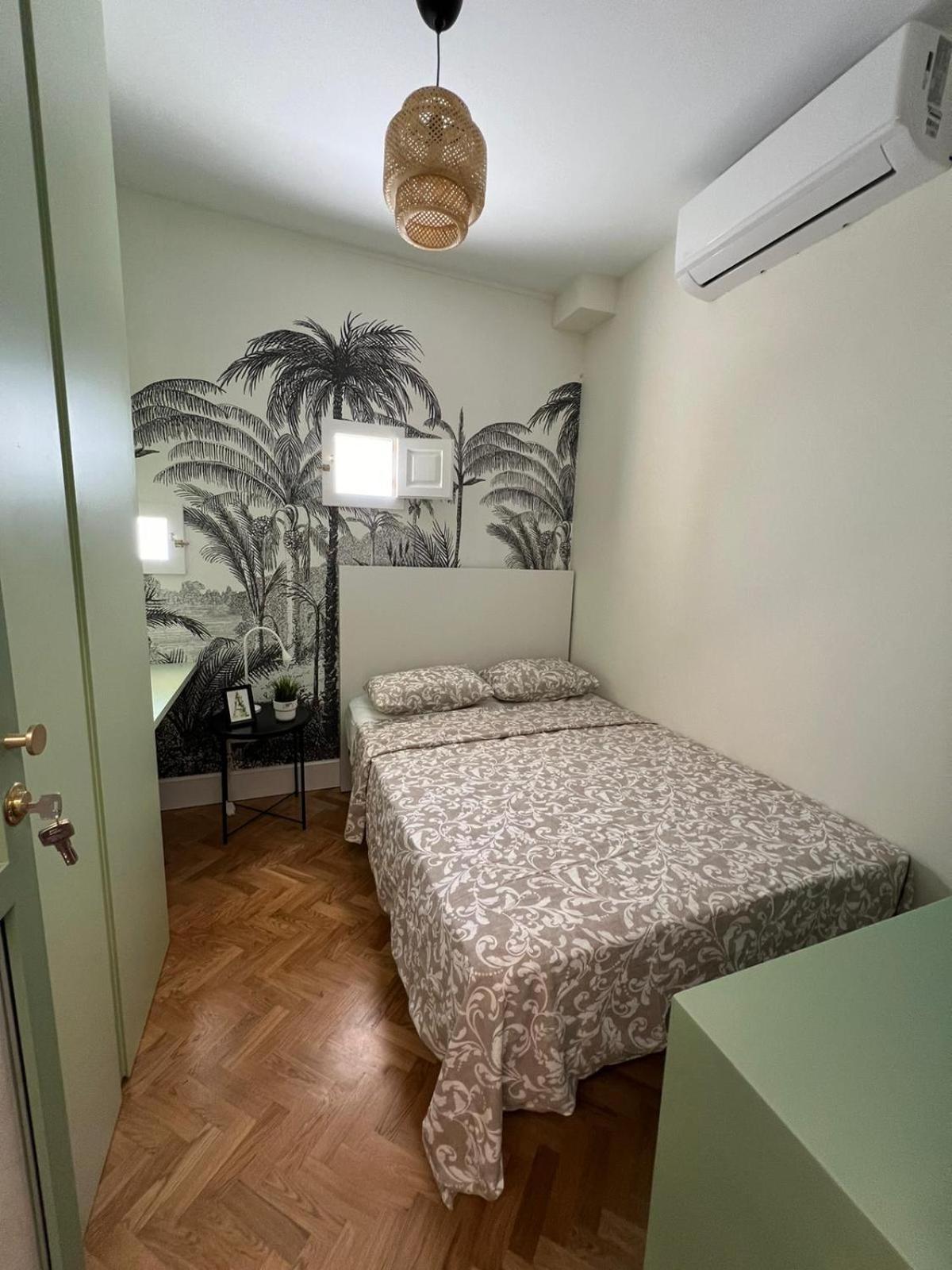 Madrid Apartment Exterior photo